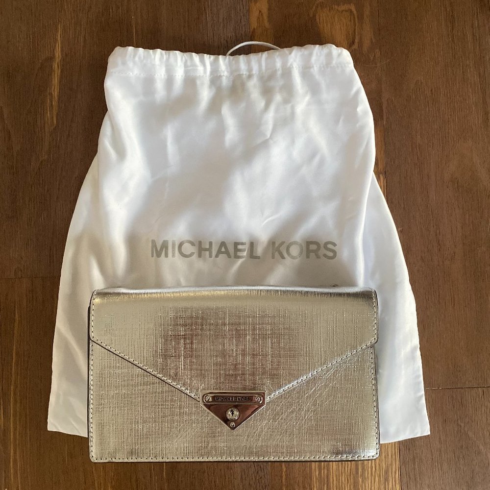 Michael Kors silver purse
